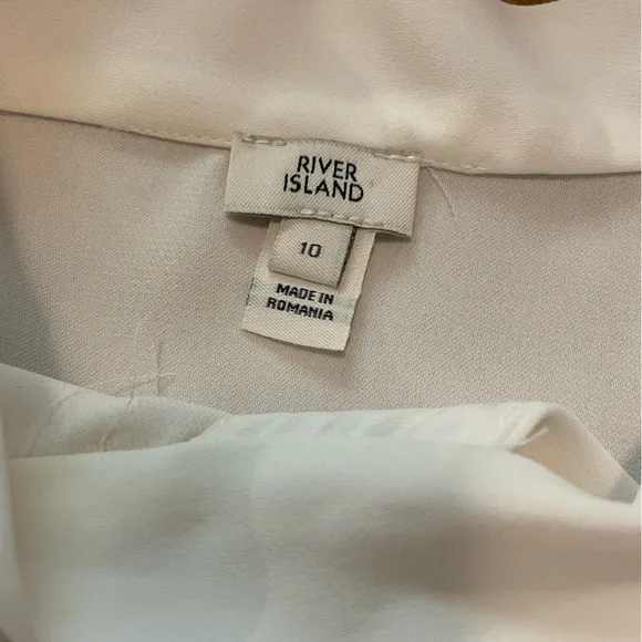 River Island Ivory Blouse with Statement Bow - Picture 5 of 5